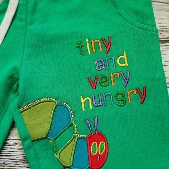 The Very Hungry Caterpillar Outfit NWT - Picture 10 of 12